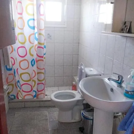 Apartment 2 *